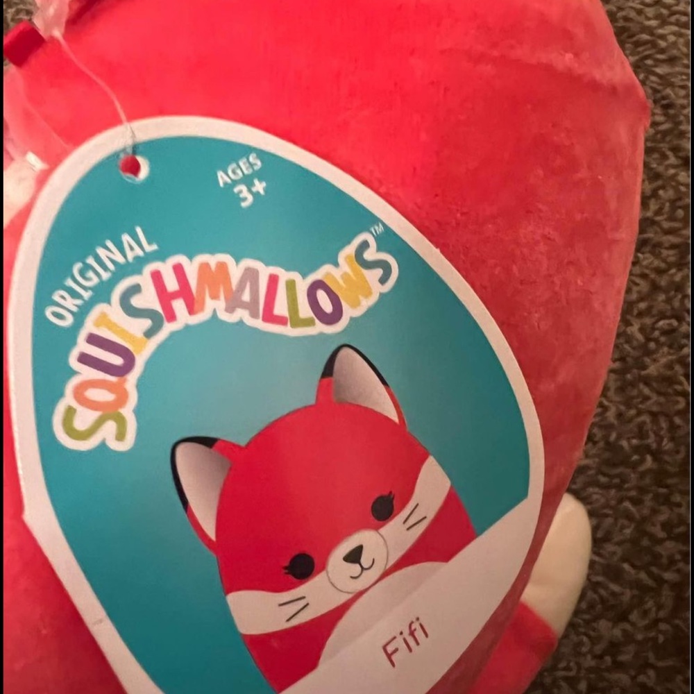 Fifi squishmallow